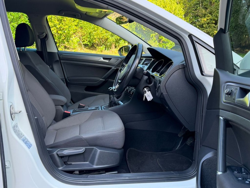 Used Volkswagen Golf 2020 for sale - 77936975: Photo 18