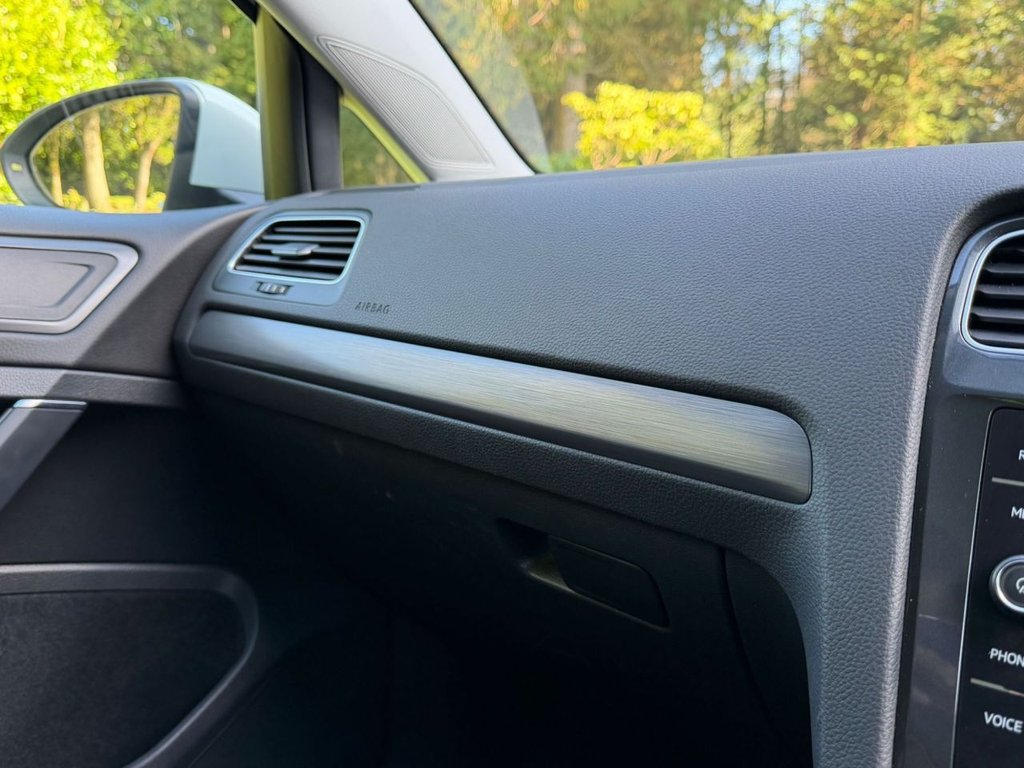 Used Volkswagen Golf 2020 for sale - 77936975: Photo 23