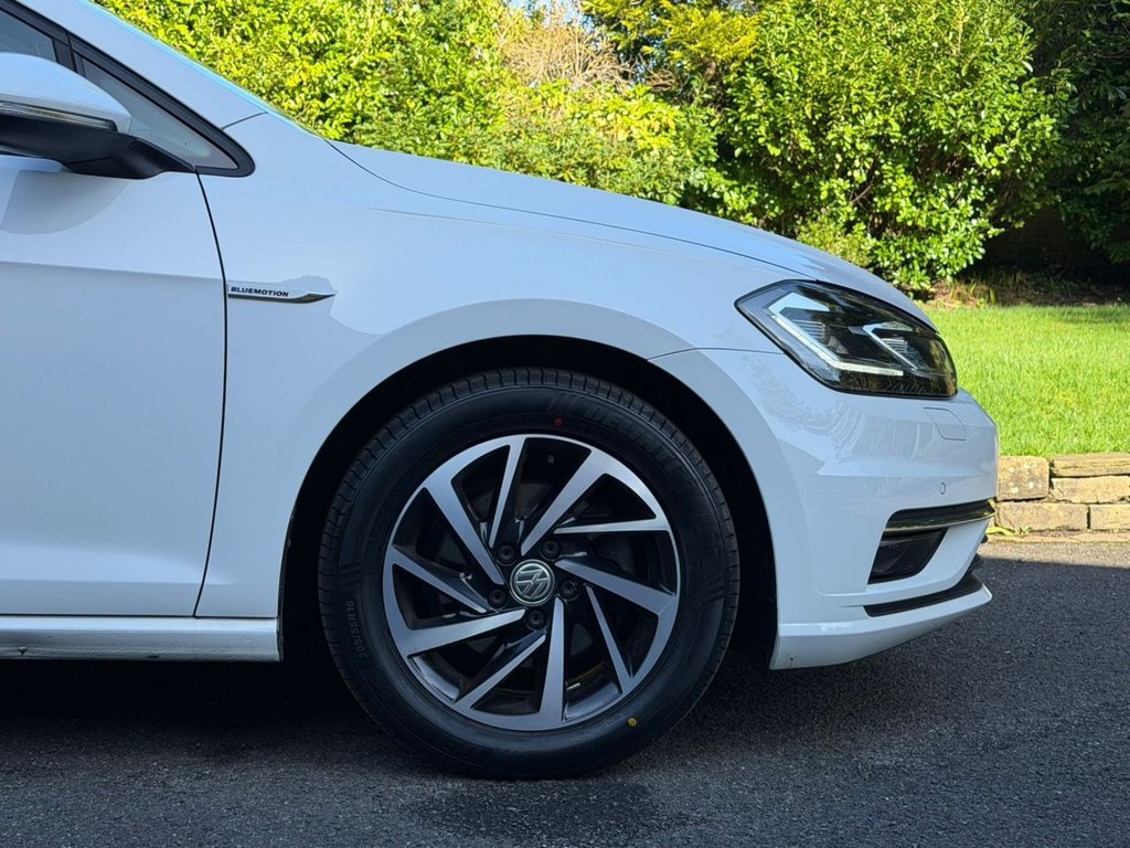 Used Volkswagen Golf 2020 for sale - 77936975: Photo 38