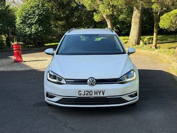 Used Volkswagen Golf 2020 for sale - 77936975: Photo