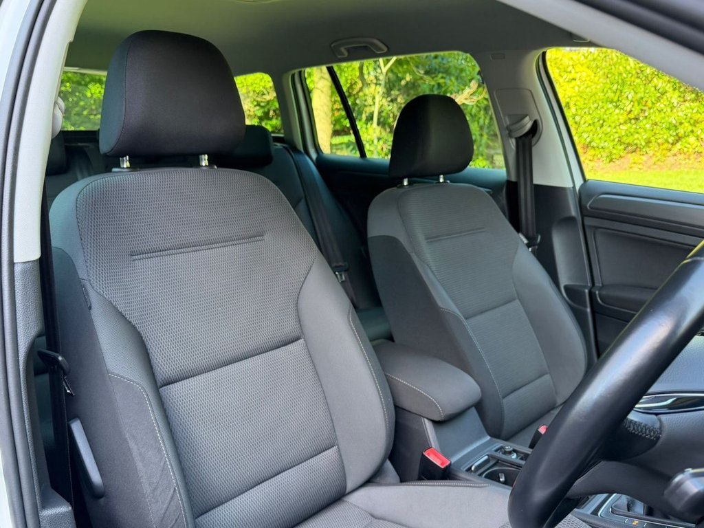 Used Volkswagen Golf 2020 for sale - 77936975: Photo 6