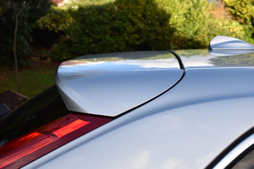 Used Volvo V40 2019 for sale - 76698249: Photo 33