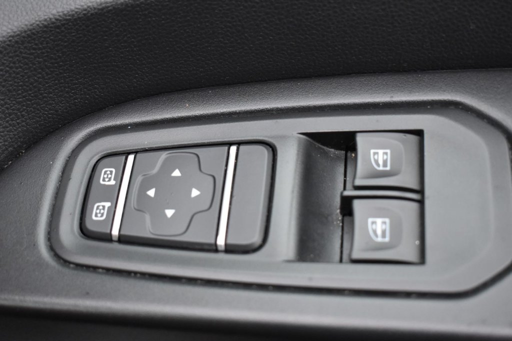 Used Renault Trafic 2023 for sale - 77038087: Photo 38