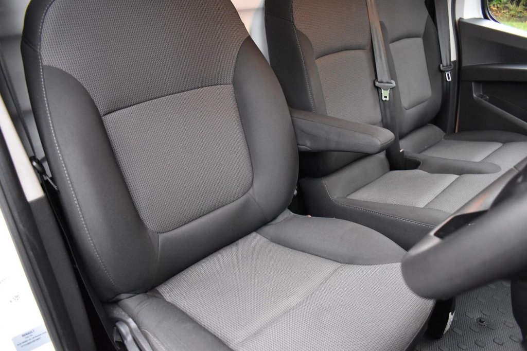 Used Renault Trafic 2023 for sale - 77038087: Photo 41