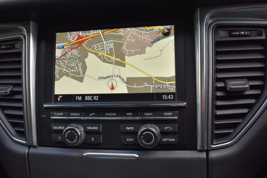 Used Porsche Macan 2015 for sale - 76469562: Photo 8