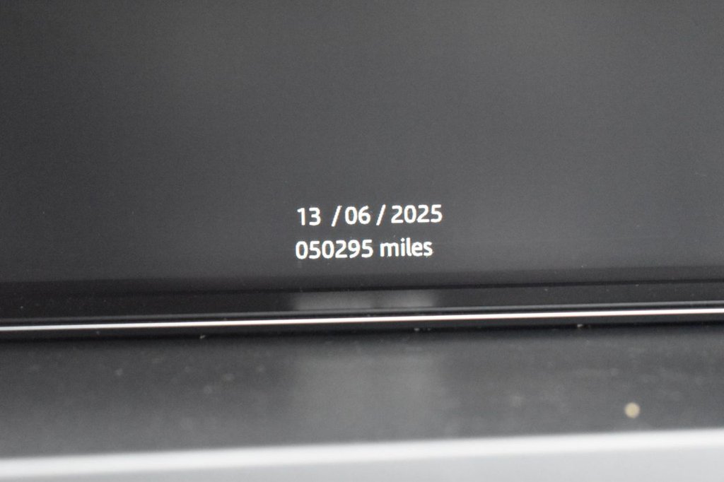 Used Jaguar E-Pace 2019 for sale - 77275854: Photo 33