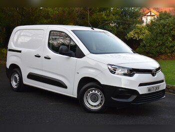 Toyota ProAce feature image