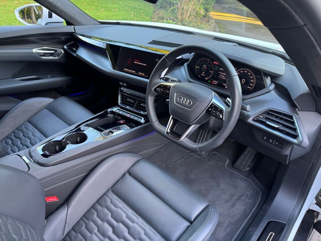 Used Audi e-tron GT 2023 for sale - 76642881: Photo 22