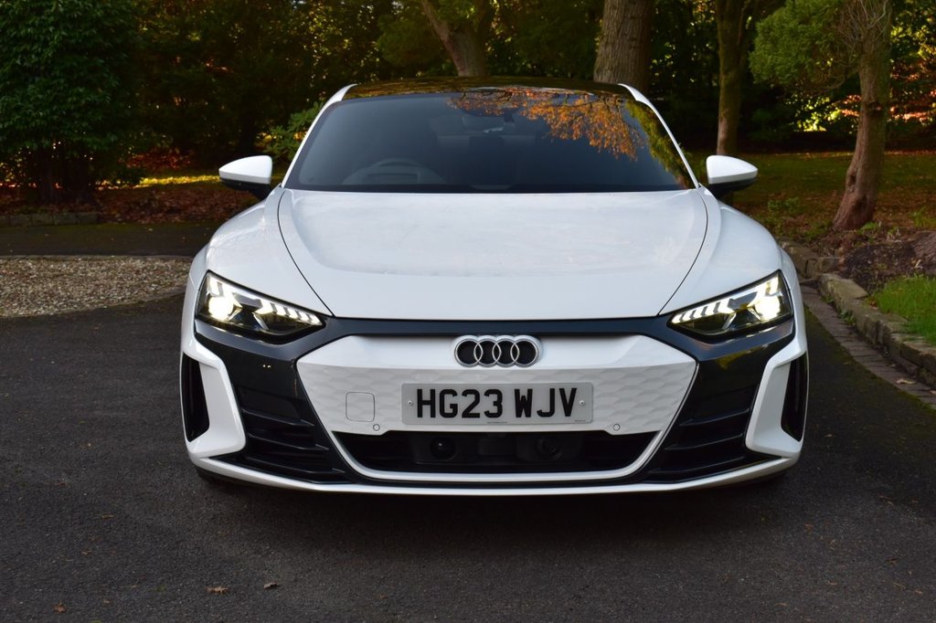 Used Audi e-tron GT 2023 for sale - 76642881: Photo 3