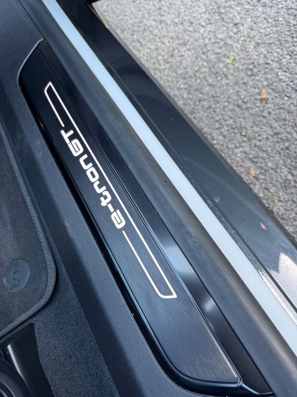 Used Audi e-tron GT 2023 for sale - 76642881: Photo 39