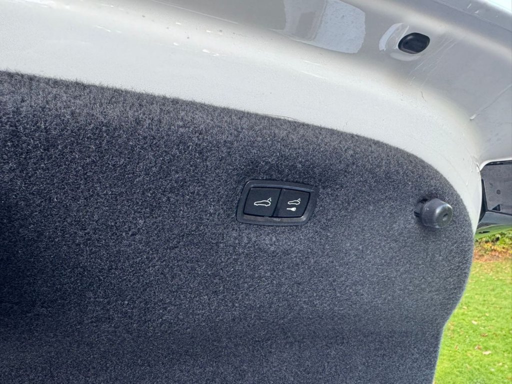 Used Audi e-tron GT 2023 for sale - 76642881: Photo 44