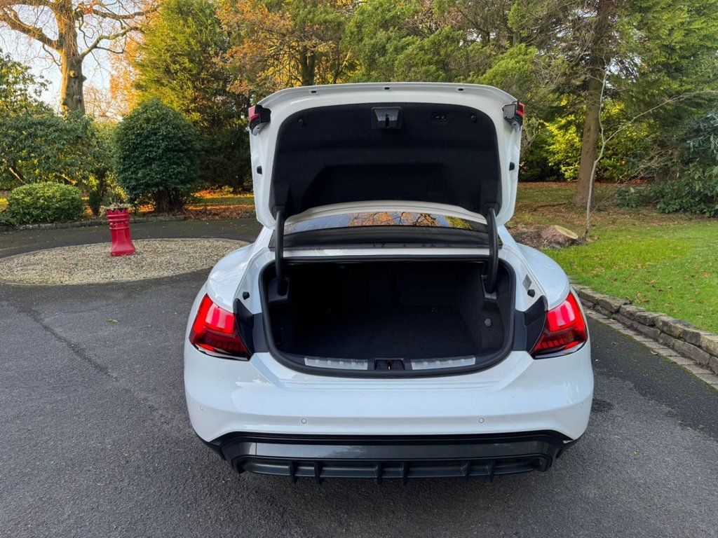 Used Audi e-tron GT 2023 for sale - 76642881: Photo 45