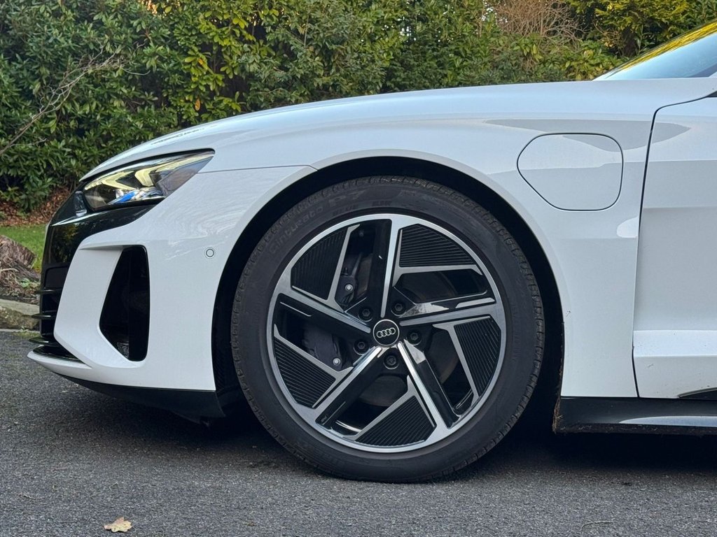 Used Audi e-tron GT 2023 for sale - 76642881: Photo 50