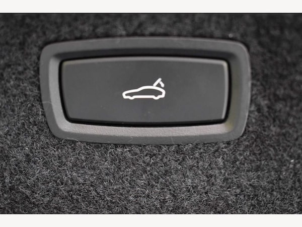 Used Porsche Taycan 2020 for sale - 74675689: Photo 13