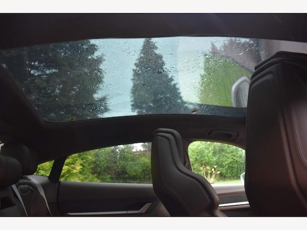 Used Porsche Taycan 2020 for sale - 74675689: Photo 2