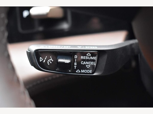 Used Porsche Taycan 2020 for sale - 74675689: Photo 31