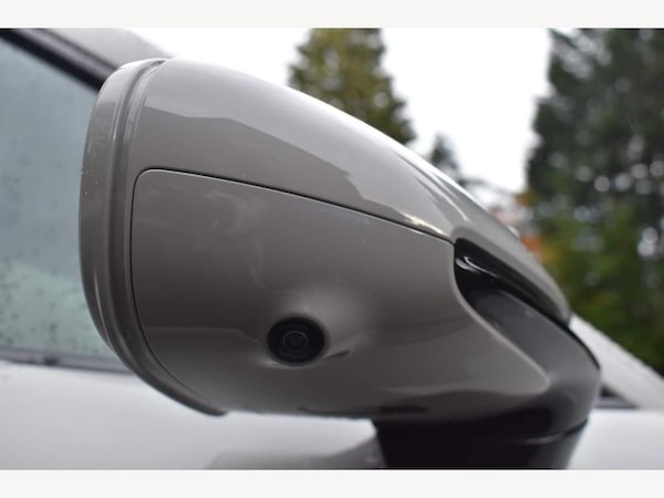Used Porsche Taycan 2020 for sale - 74675689: Photo 35