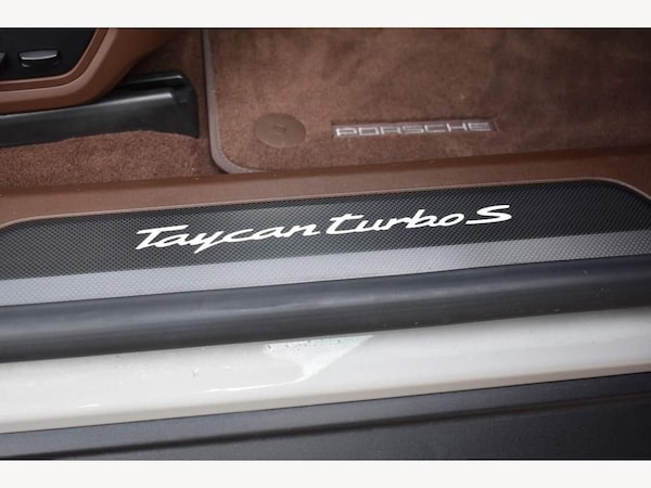 Used Porsche Taycan 2020 for sale - 74675689: Photo 41