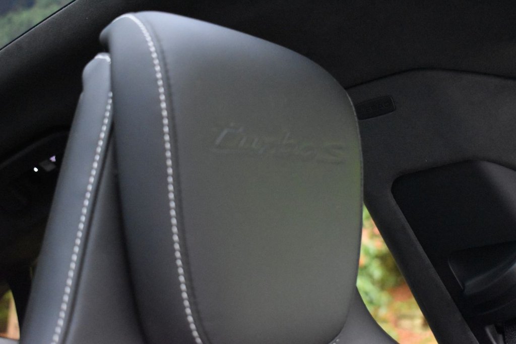 Used Porsche Taycan 2022 for sale - 76367629: Photo 10