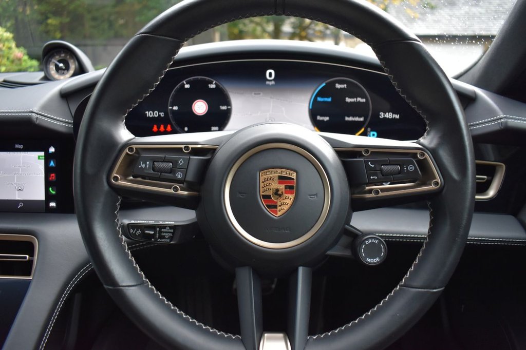 Used Porsche Taycan 2022 for sale - 76367629: Photo 13