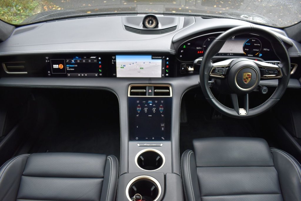 Used Porsche Taycan 2022 for sale - 76367629: Photo 5