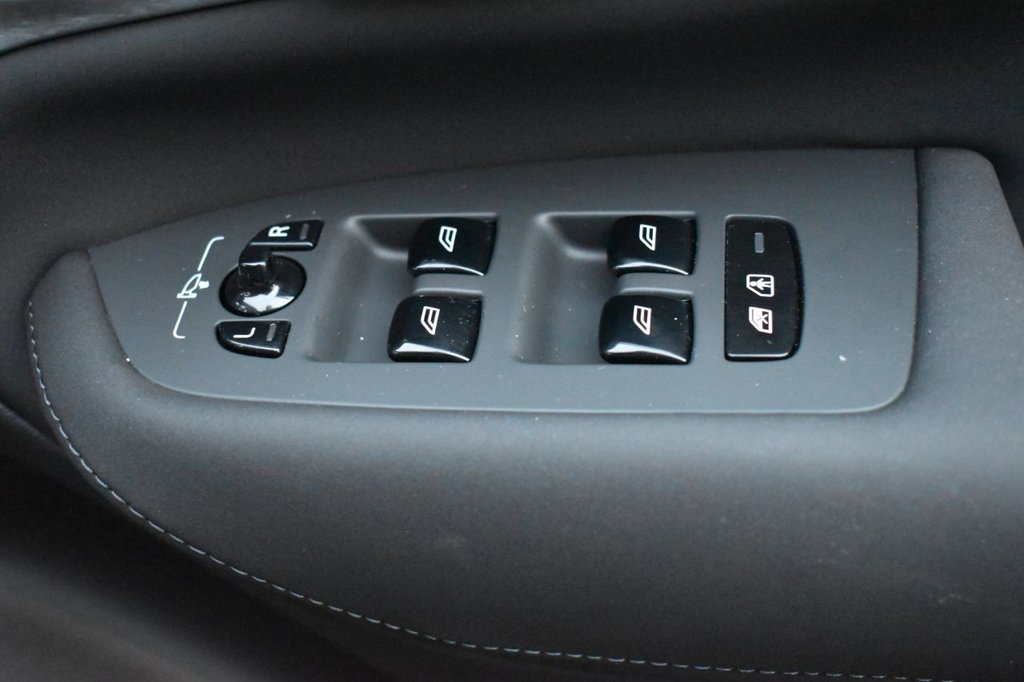 Used Volvo XC90 2025 for sale - 77302375: Photo 22