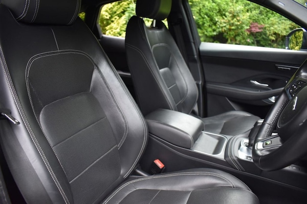 Used Jaguar E-Pace 2019 for sale - 74963966: Photo 13