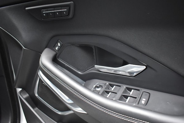 Used Jaguar E-Pace 2019 for sale - 74963966: Photo 27