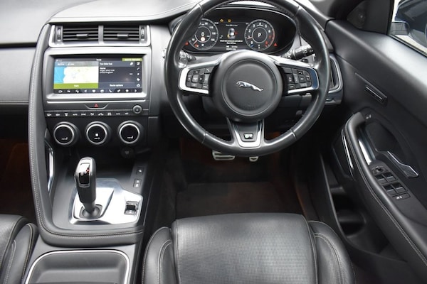 Used Jaguar E-Pace 2019 for sale - 74963966: Photo 5
