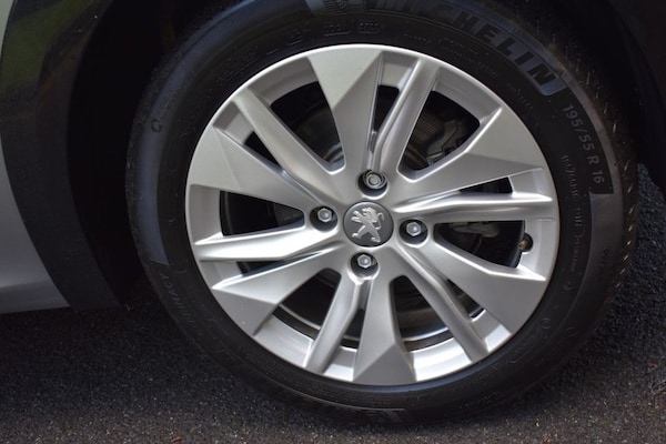 Used Peugeot E-208 2023 for sale - 73334813: Photo 31