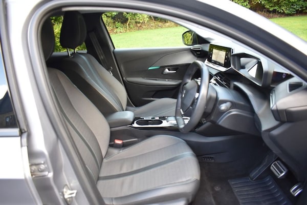 Used Peugeot E-208 2023 for sale - 73334813: Photo 6