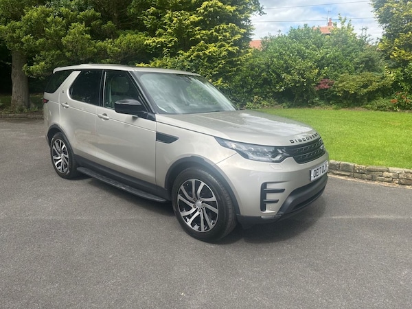 Used Land Rover Discovery 2017 for sale - 74756825: Photo 1