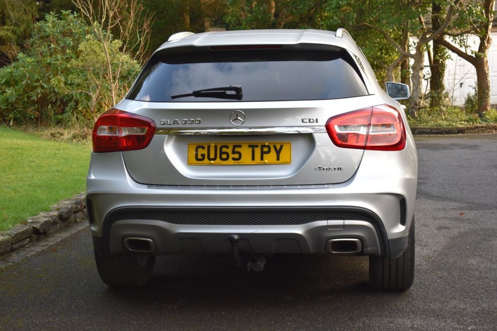 Used Mercedes-Benz GLA 2015 for sale - 76923428: Photo 10