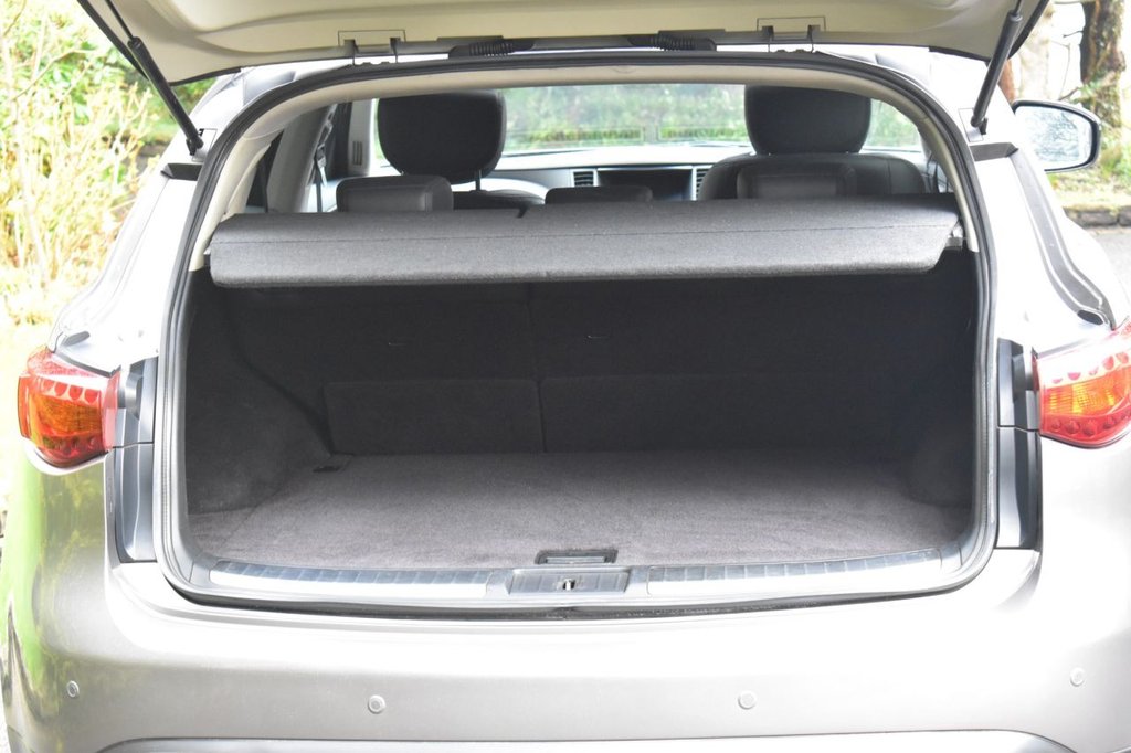 Used Infiniti FX 2010 for sale - 76514582: Photo 23