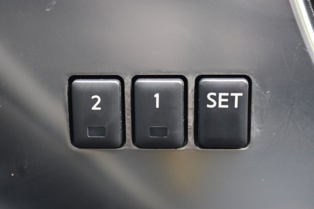 Used Infiniti FX 2010 for sale - 76514582: Photo 50