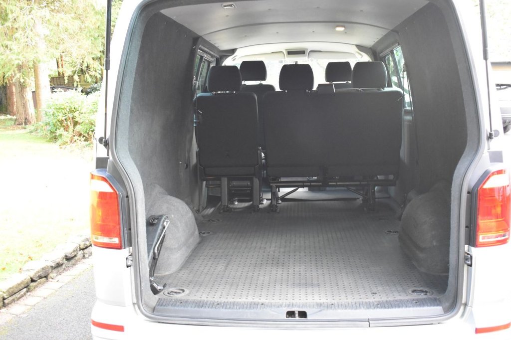 Used Volkswagen Transporter 2018 for sale - 76848289: Photo 11