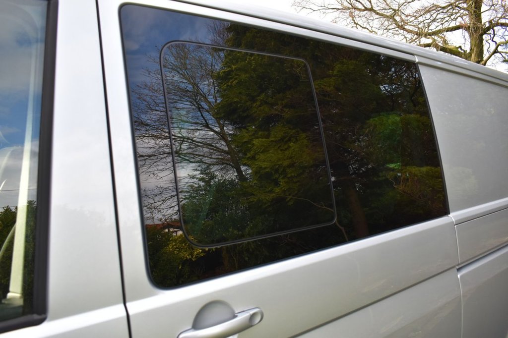 Used Volkswagen Transporter 2018 for sale - 76848289: Photo 25