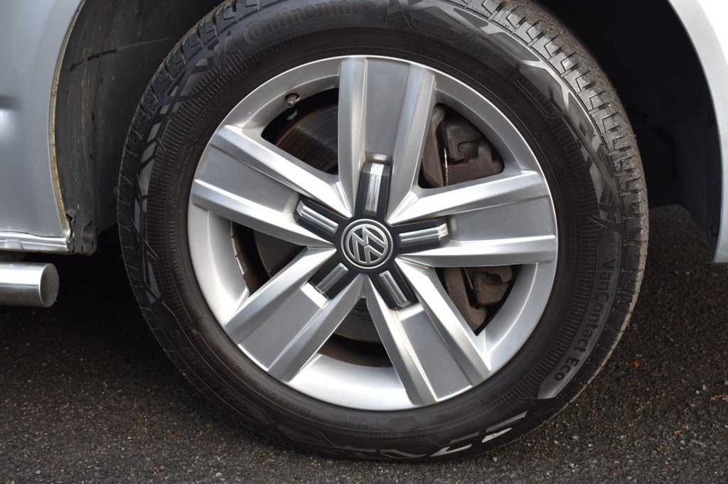 Used Volkswagen Transporter 2018 for sale - 76848289: Photo 30