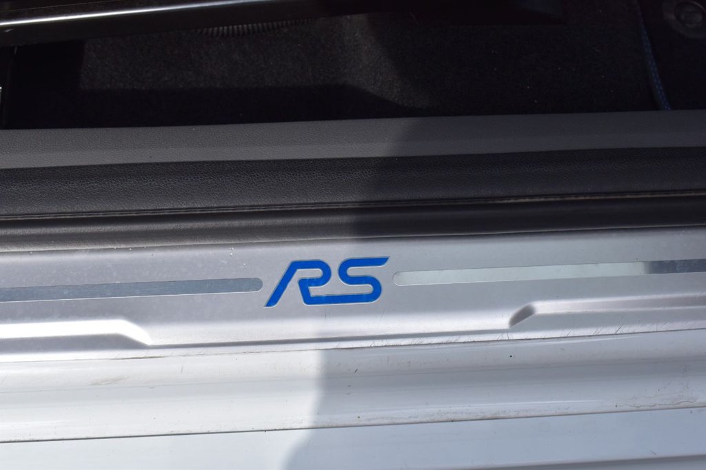 Used Ford Focus 2010 for sale - 76923431: Photo 17