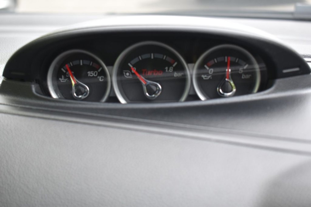 Used Ford Focus 2010 for sale - 76923431: Photo 18