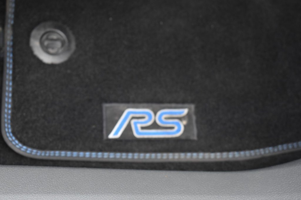 Used Ford Focus 2010 for sale - 76923431: Photo 21