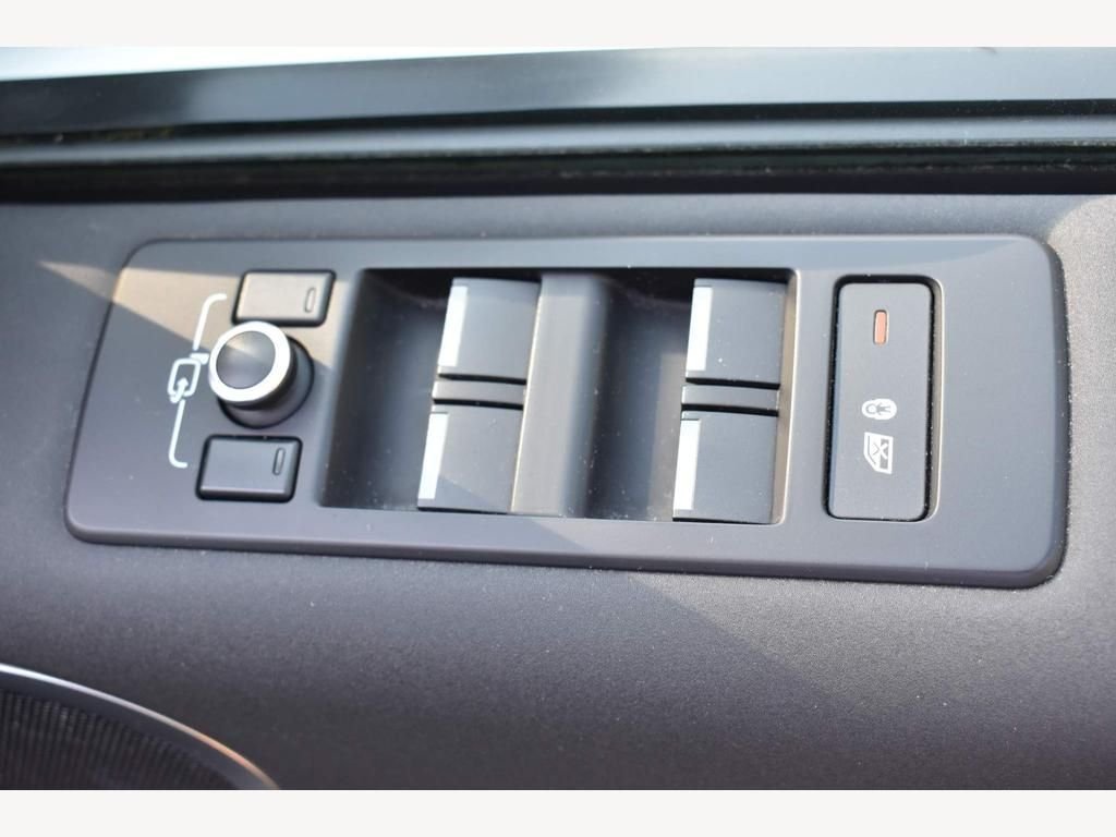 Used Land Rover Discovery 2019 for sale - 76454276: Photo 28