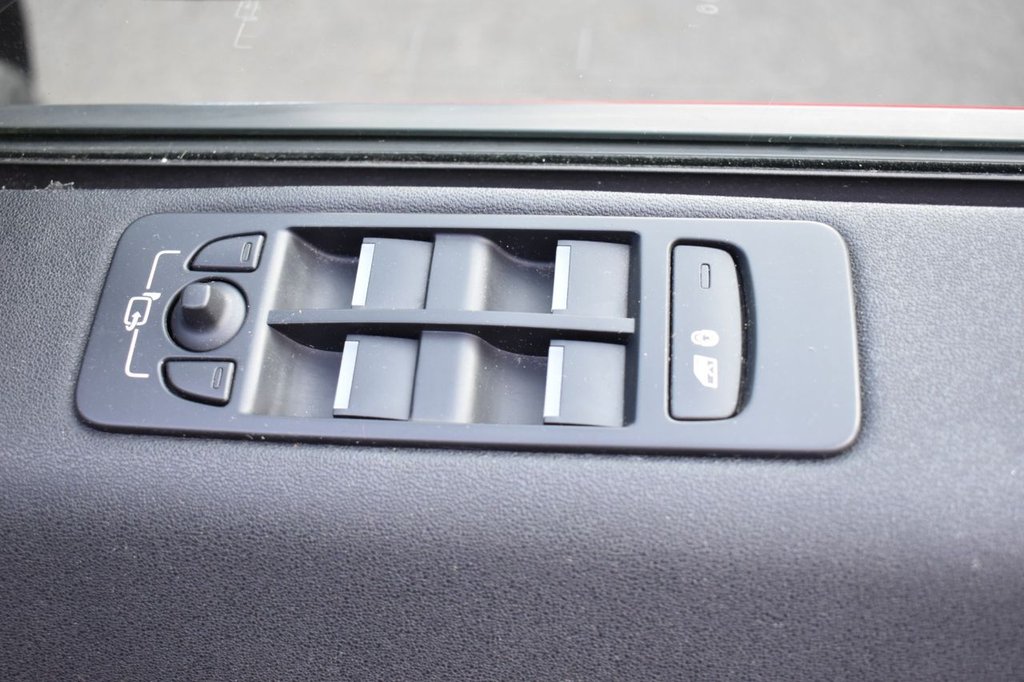 Used Land Rover Discovery Sport 2016 for sale - 77780253: Photo 20