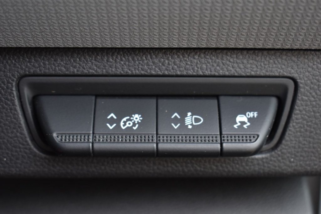 Used Nissan Other 2023 for sale - 77976420: Photo 18