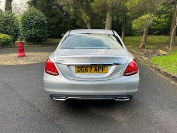 Used Mercedes-Benz C Class 2017 for sale - 77408443: Photo