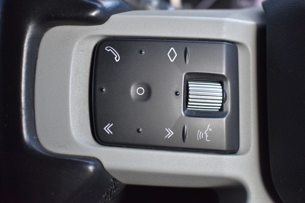 Used Land Rover Defender 2022 for sale - 78212478: Photo 18