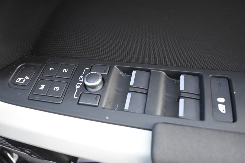 Used Land Rover Defender 2022 for sale - 78212478: Photo 21