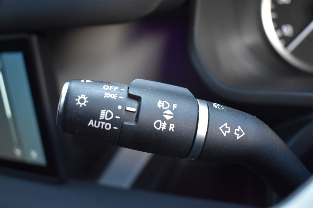 Used Land Rover Defender 2022 for sale - 78212478: Photo 24