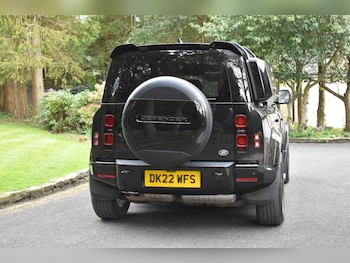 Used Land Rover Defender 2022 for sale - 78212478: Photo