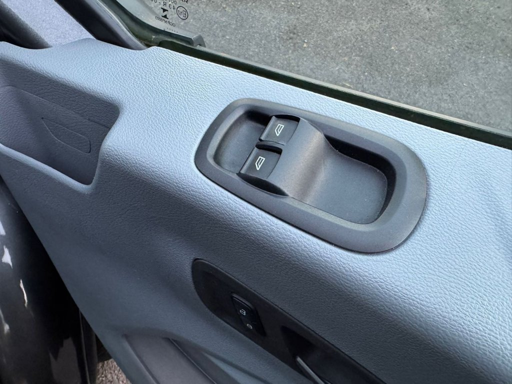 Used Ford Transit 2018 for sale - 76617927: Photo 11